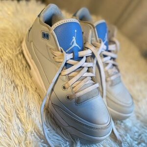 Jordan Kids Sneakers in Blue and White